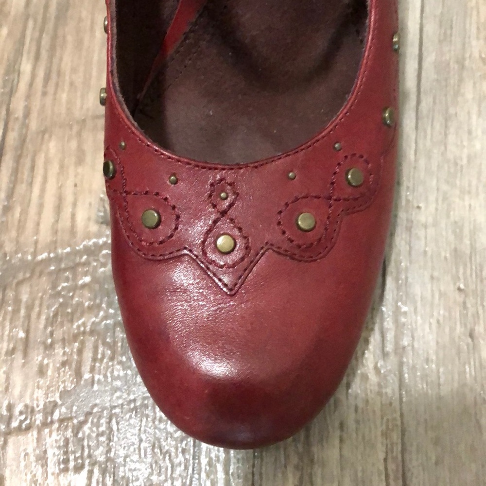 AEROSOLES  Leather Mary Jane Platforms